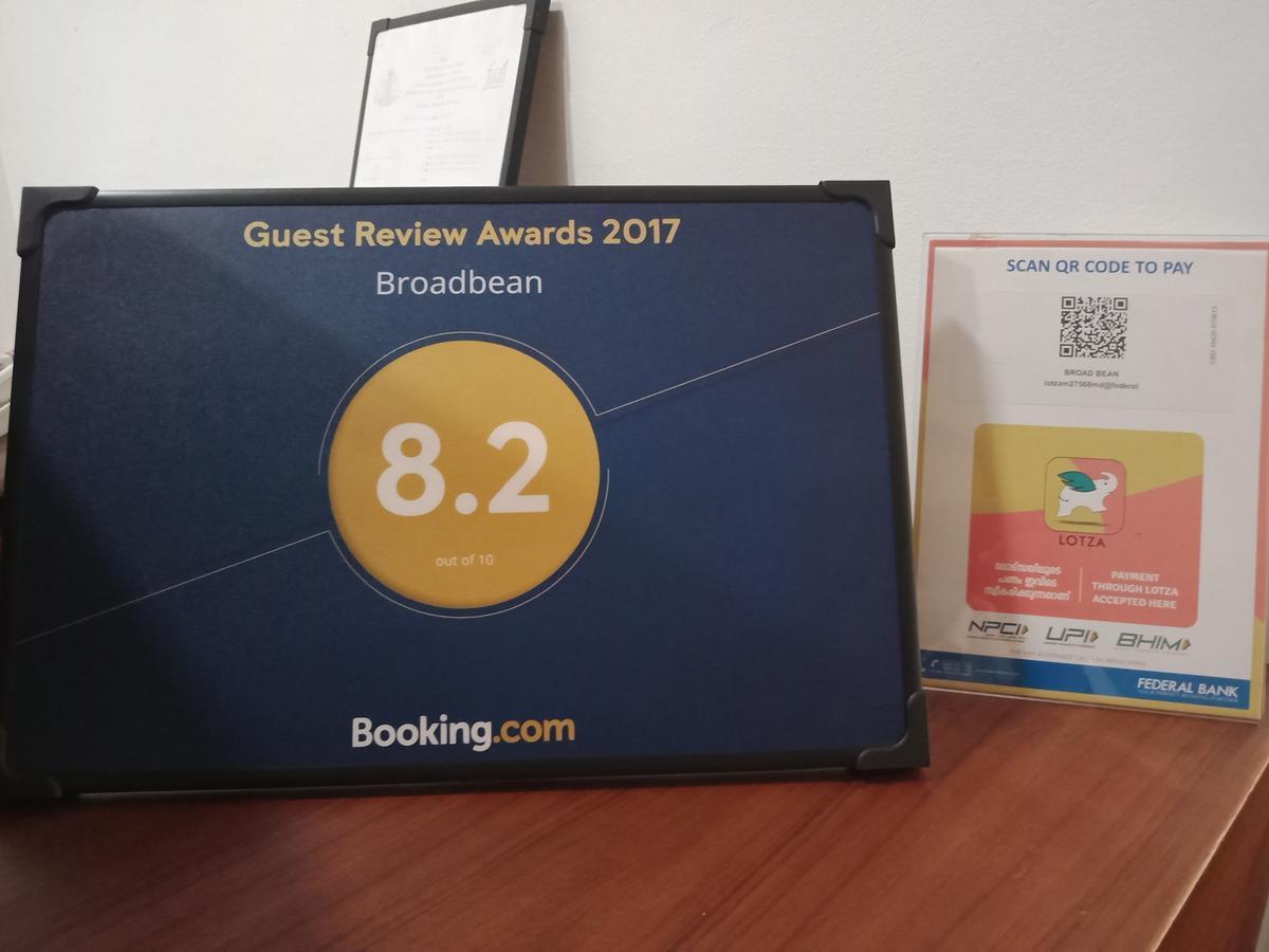 Broadbean Hotel Tellicherry Esterno foto